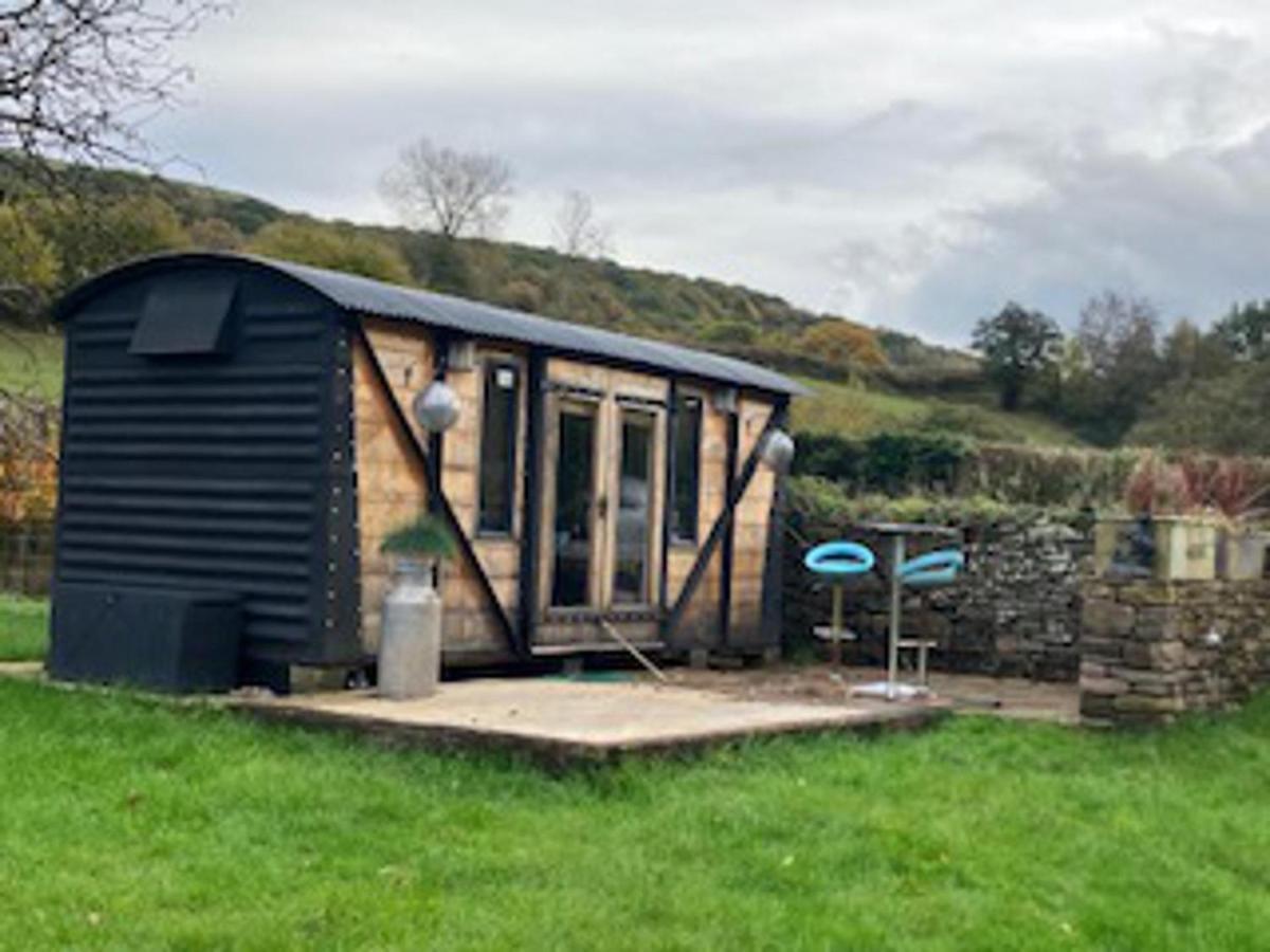 1 Bed Converted Railway Wagon Near Crickhowell Εξωτερικό φωτογραφία